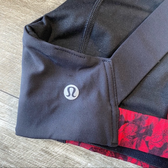 Lululemon black red rose print strappy sport bra sweat times - Picture 4 of 5
